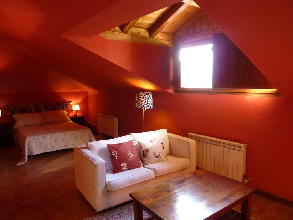 Aire De Ruesga Hotell Rum bild